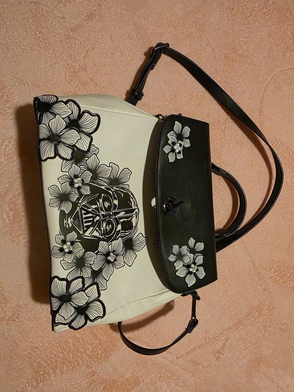 Star Wars Boxlunch Exclusive White and Black Satchel Handbag W/ Wallet